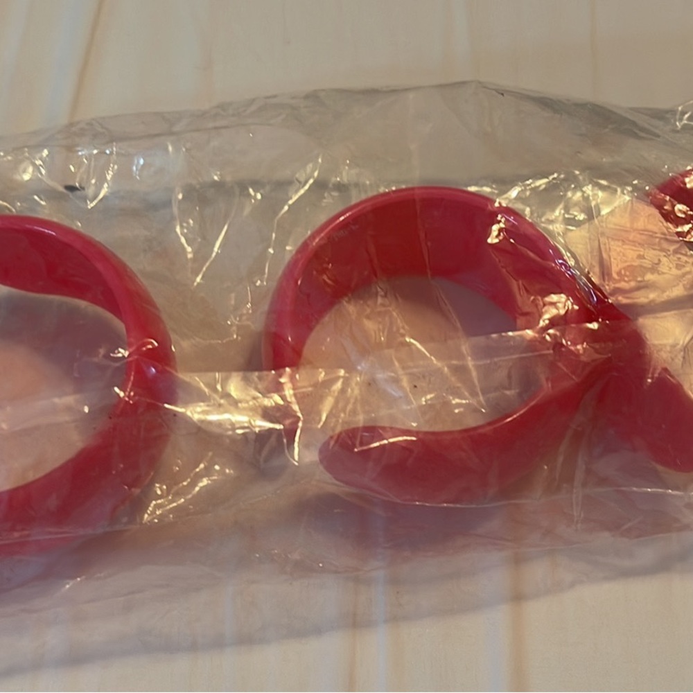 3  cuff bracelets .  New on pack .. #breast an er #awareness #pink